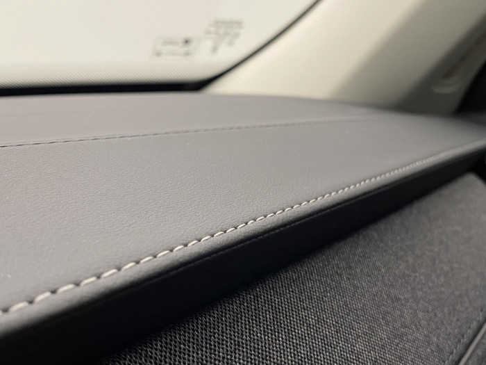 Volvo XC90 T8 AWD RECHARGE DARK PLUS 7m na operativní leasing