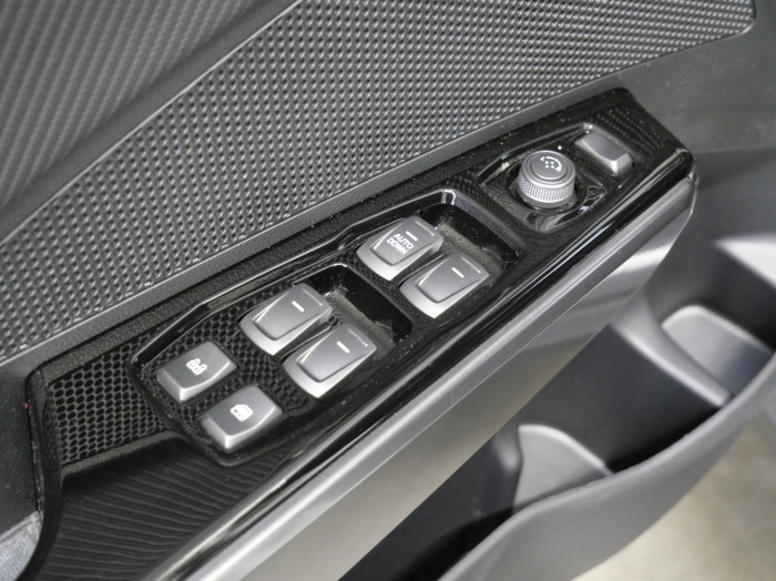 Ssang Yong Tivoli Gran 1.5 T-GDI 120 kW Amber na operativní leasing