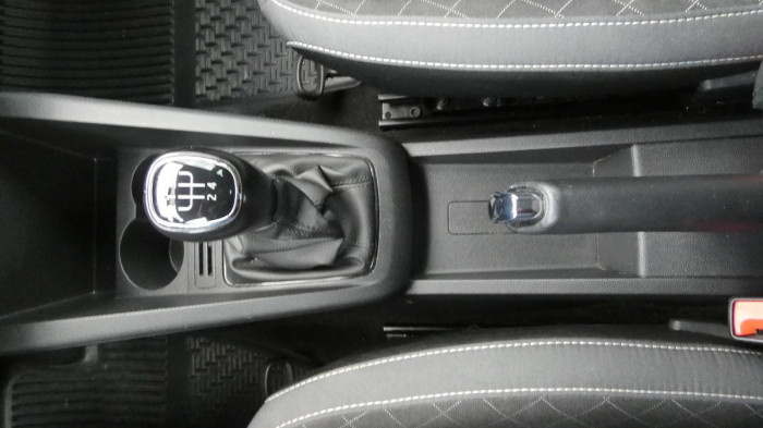 Volvo V60 B5 AWD Momentum Pro na operativní leasing