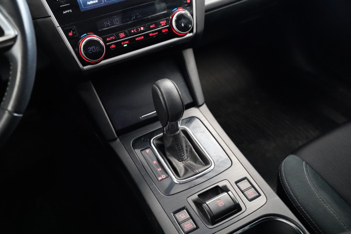 Subaru Outback 2.5i 129 kW Lineatronic AWD na operativní leasing