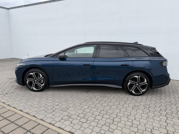 Volkswagen ID.7 Tourer GTX People 86kWh 4Motion / 250kW na operativní leasing