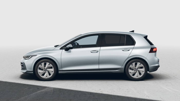 Volkswagen Golf People 7DSG mHEV 1,5eTSI / 85kW na operativní leasing