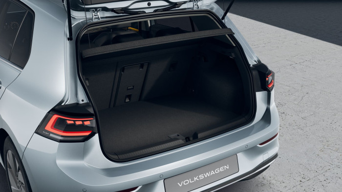 Volkswagen Golf Style 1,5 TSI eHybrid 150 kW 6DSG na operativní leasing