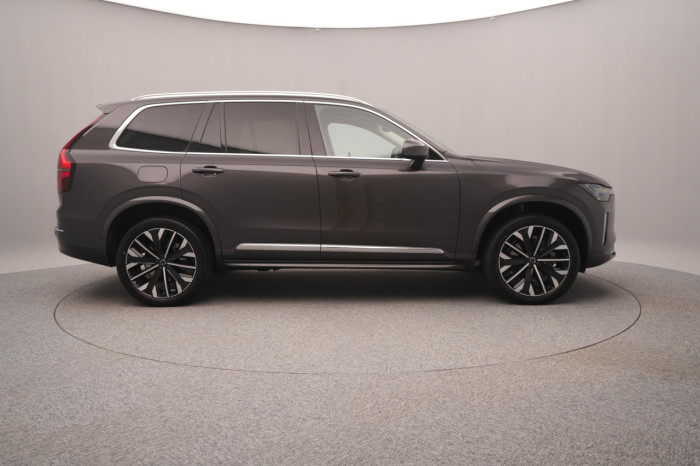 Volvo XC90 B5 AWD AUT BRIGHT ULTRA 7-míst na operativní leasing