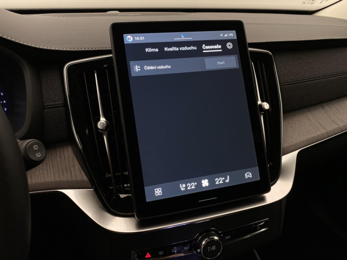 Volvo XC90 B5 AWD AUT BRIGHT PLUS na operativní leasing