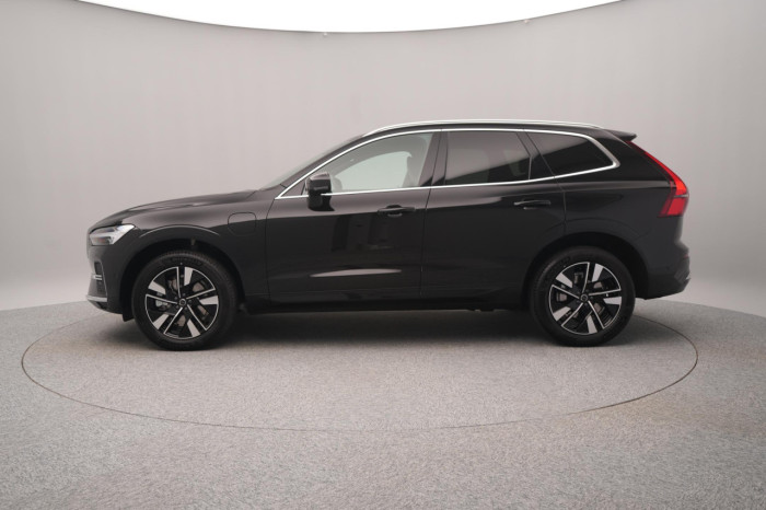 Volvo XC60 T6 AWD AUT BRIGHT PLUS na operativní leasing