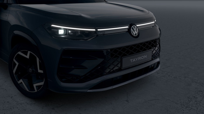 Volkswagen Tayron R-Line People 200 kW eHybrid na operativní leasing