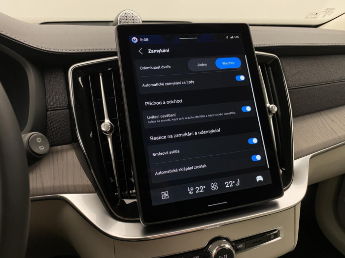 Volvo XC90 B5 AWD AUT BRIGHT PLUS 7míst na operativní leasing