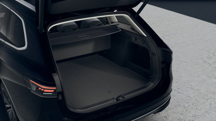 Volkswagen Passat Elegance 2,0 TDI 110 kW na operativní leasing