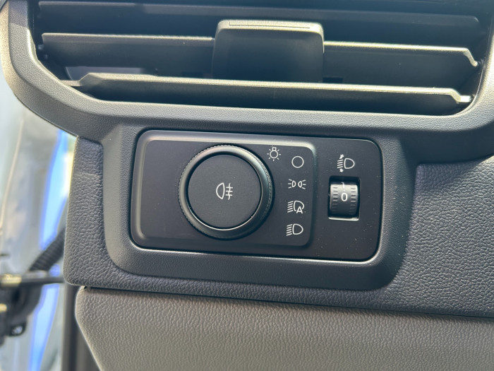 Custom 64kWh 100kW Trend 340 L1H1 na operativní leasing