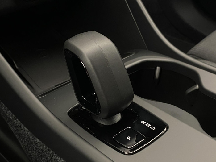Volvo EX40 SINGLE MOTOR EXTENDED PLUS na operativní leasing