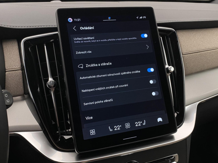 Volvo XC90 B5 AWD AUT CORE 7míst na operativní leasing