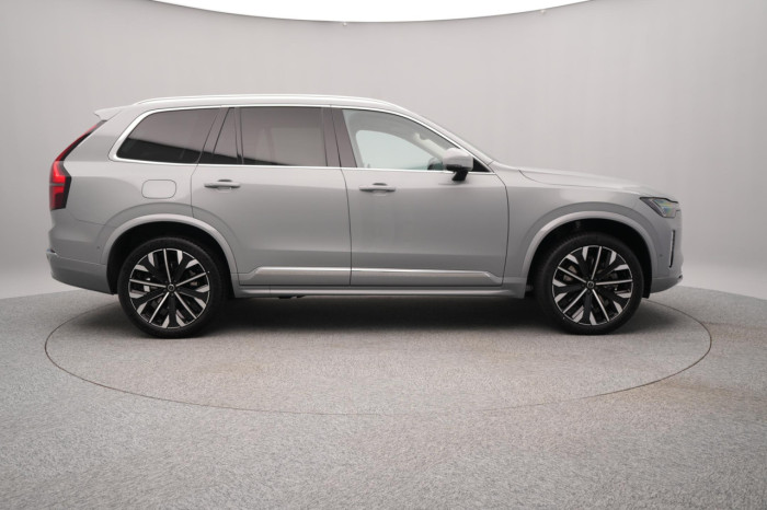 Volvo XC90 T8 AWD Plug-in BRIGHT PLUS 7m na operativní leasing