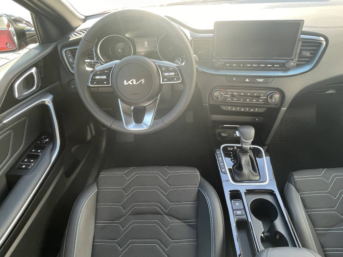 KIA XCeed STEEL EDITION 7DCT 1,6 T-GDi / 110kW na operativní leasing