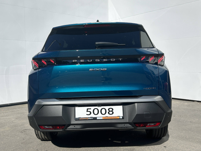 Peugeot 5008 GT e-DCS6 Hybrid / 107kW na operativní leasing