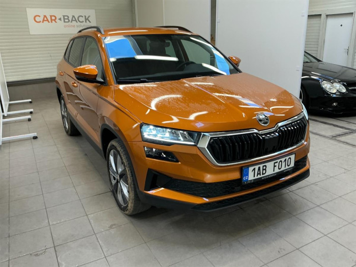 Škoda Karoq 1,5 TSI Style na operativní leasing