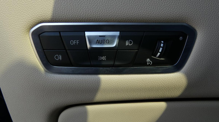 BMW X5 xDrive 40i M Sport na operativní leasing