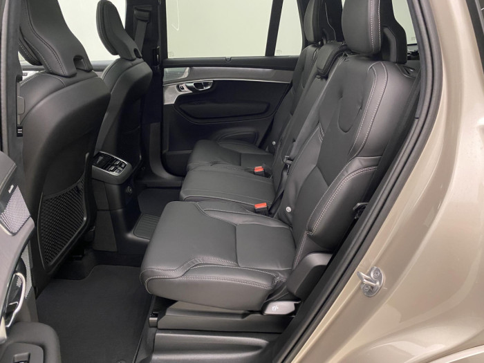 Volvo XC90 T8 AWD Plug-in BRIGHT ULTRA na operativní leasing