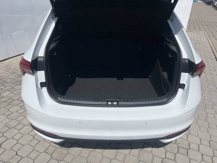 Škoda Scala Dynamic 7DSG 1,0TSI / 85kW na operativní leasing
