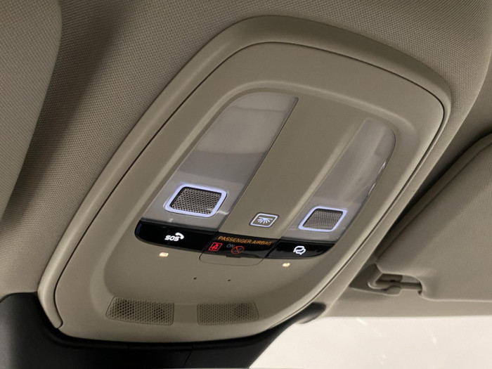 Volvo V90 T6 AWD Plug-in BRIGHT PLUS na operativní leasing