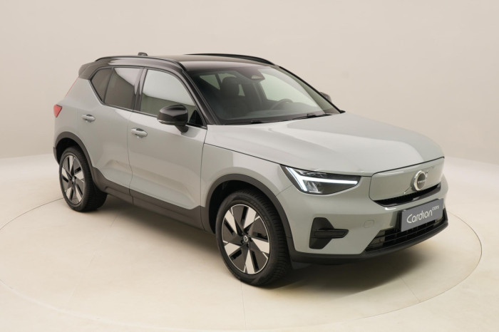 Volvo EX40 SINGLE MOTOR ELETRIC PLUS na operativní leasing