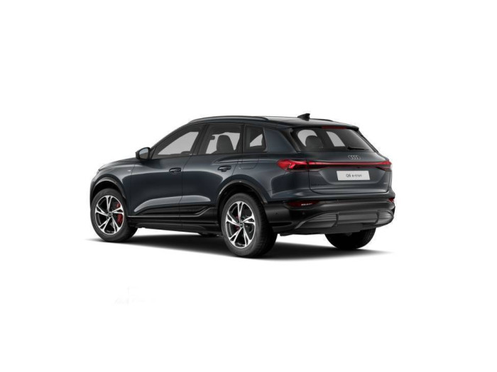 Audi Q6 SUV e-tron quattro 100kWh  / 315kW na operativní leasing