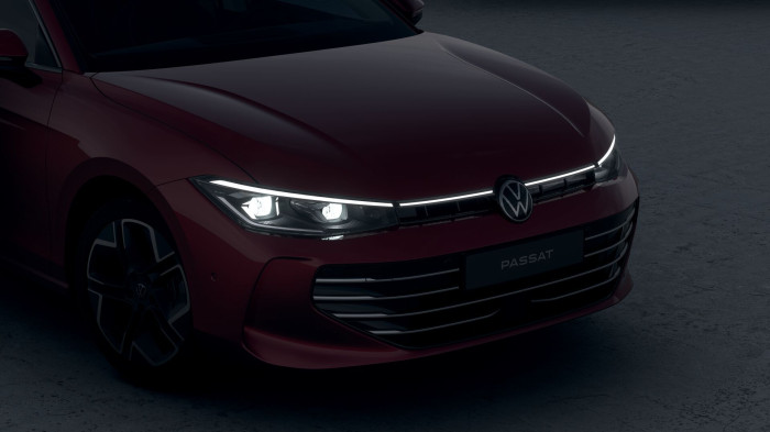 Volkswagen Passat Elegance 1,5 eTSI 110 kW mHEV na operativní leasing