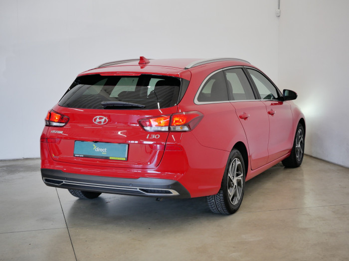Hyundai i30 1.0 T-GDi 88 kW Smart na operativní leasing