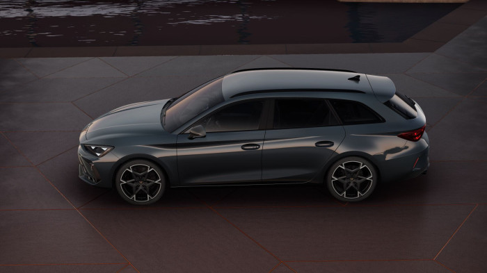 CUPRA Leon Sportstourer VZ 2.0 TSI 333k DSG 4WD 7 automat na operativní leasing