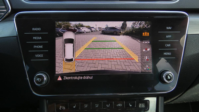 Škoda Superb Combi 2,0 TDI DSG Style na operativní leasing