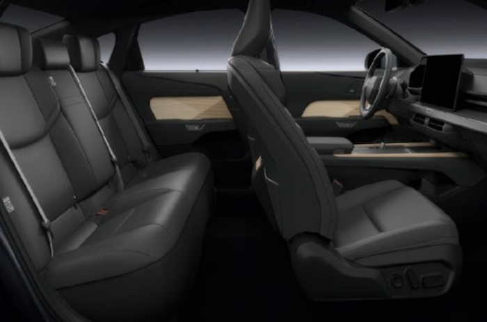 Lexus ES 300h Prestige 2,5 TSI na operativní leasing
