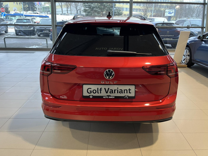 Volkswagen Golf Variant People 1,5 TSI 85 kw 6G na operativní leasing