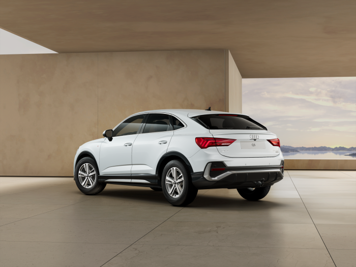 Audi Q3 Sportback S line 40 TDI 142 kW quattro na operativní leasing
