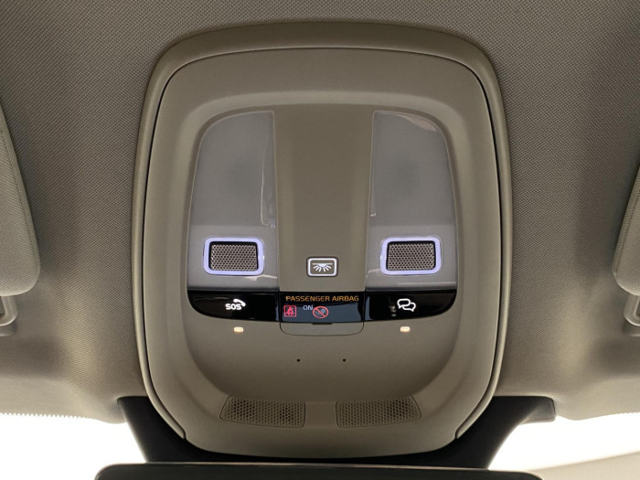 Volvo XC90 B5 AWD AUT DARK PLUS 7míst na operativní leasing