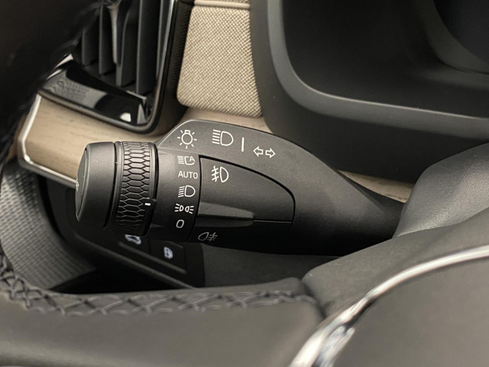 Volvo XC90 T8 AWD Plug-in BRIGHT ULTRA na operativní leasing