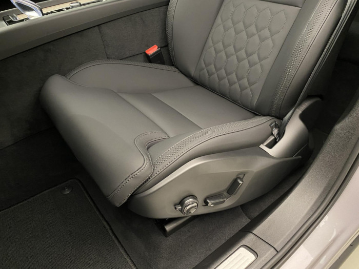 Volvo XC60 T6 AWD AUT BRIGHT PLUS na operativní leasing
