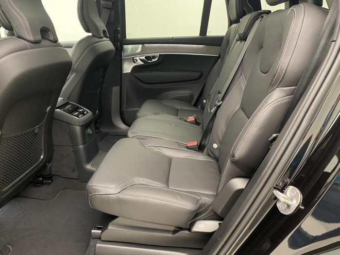 Volvo XC90 T8 AWD Plug-in DARK ULTRA na operativní leasing