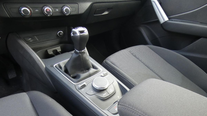 Audi Q2 1,0 TFSI Advanced na operativní leasing