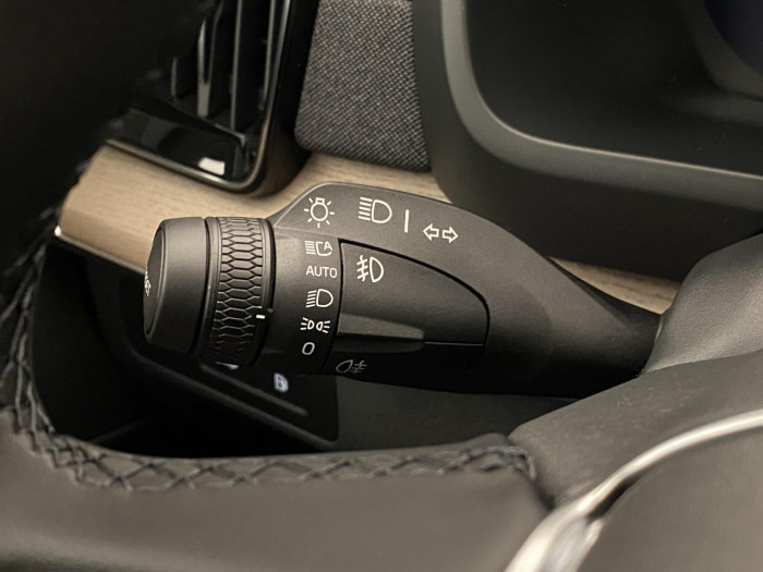 Volvo XC90 T8 AWD RECHARGE BRIGHT PLUS 7m na operativní leasing