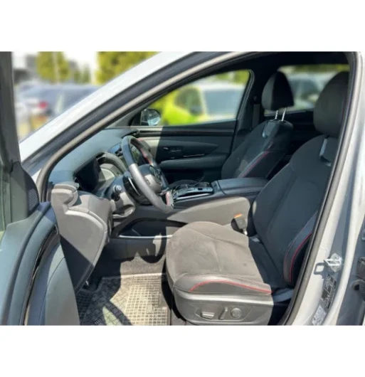 Hyundai Tuc.1.6HEV 169 NL Style 4x4 AT na operativní leasing