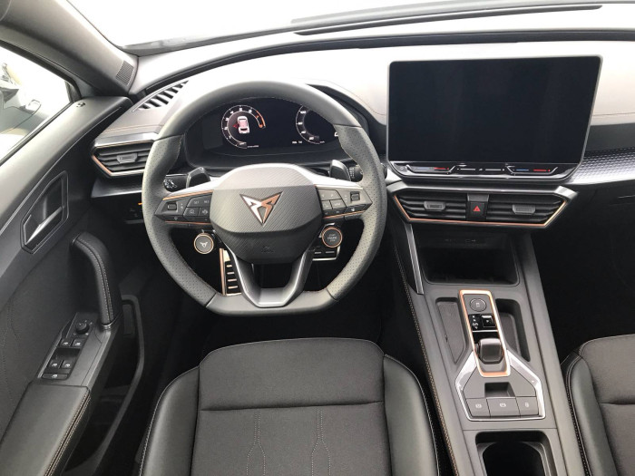 CUPRA Formentor DSG 1.5 eTSI / 110kW na operativní leasing