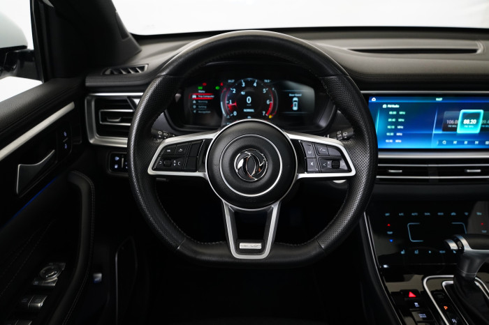 Dongfeng Fengon 2.0 T-GDI 162 kW AWD na operativní leasing