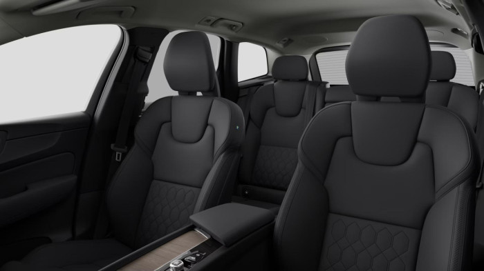 Volvo XC60 T6 AWD AUT BRIGHT PLUS na operativní leasing