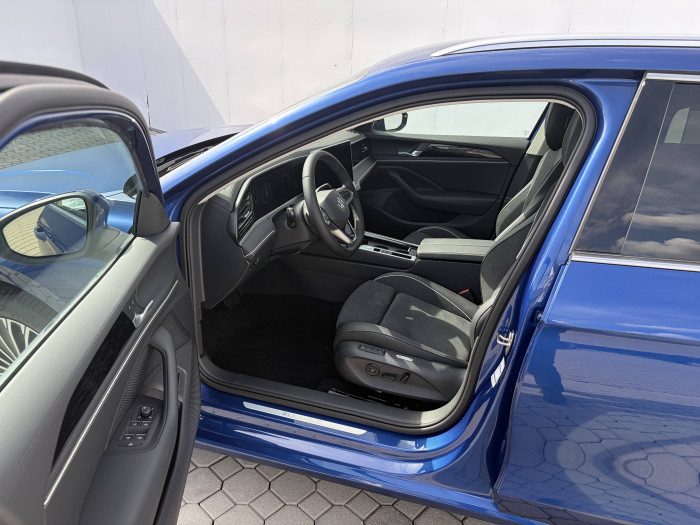 Volkswagen Passat Elegance 7DSG 2,0TDI / 110kW na operativní leasing