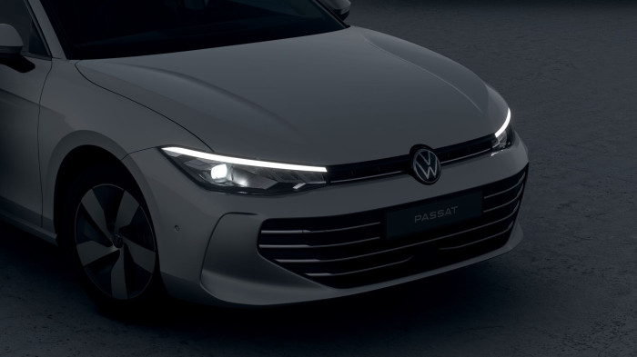 Volkswagen Passat Business 1,5 eTSI 110 kW mHEV na operativní leasing