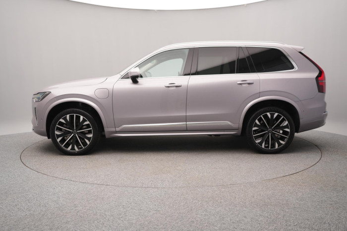 Volvo XC90 T8 AWD Plug-in BRIGHT PLUS 7m na operativní leasing