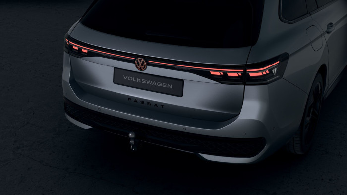 Volkswagen Passat R-Line 2,0 TSI 150 kW na operativní leasing