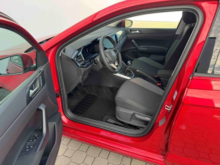 Volkswagen Polo People 5G 1,0TSi / 70kW na operativní leasing
