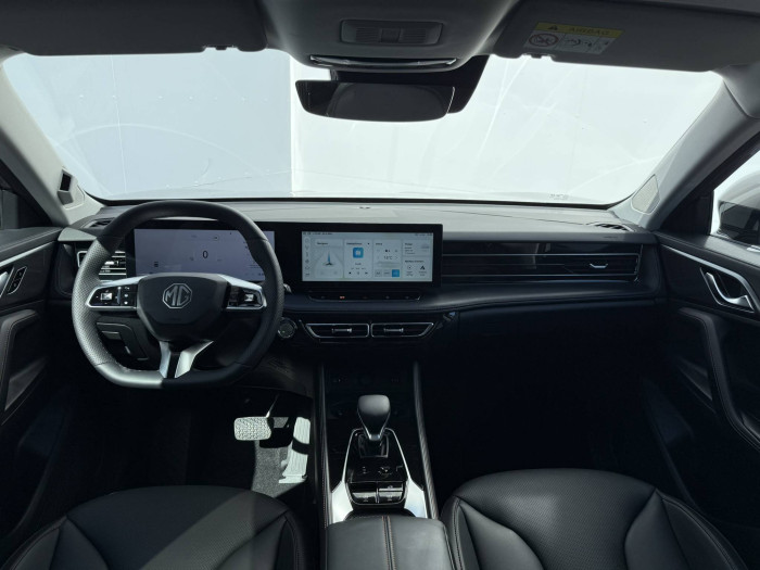 MG HS EXCLUSIVE HEV 1,5TGI / 165kW na operativní leasing