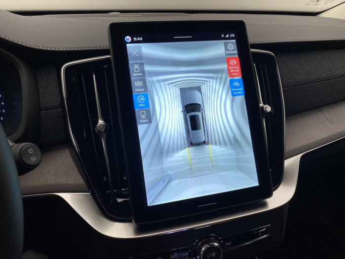 Volvo XC90 B5 AWD AUT BRIGHT PLUS na operativní leasing